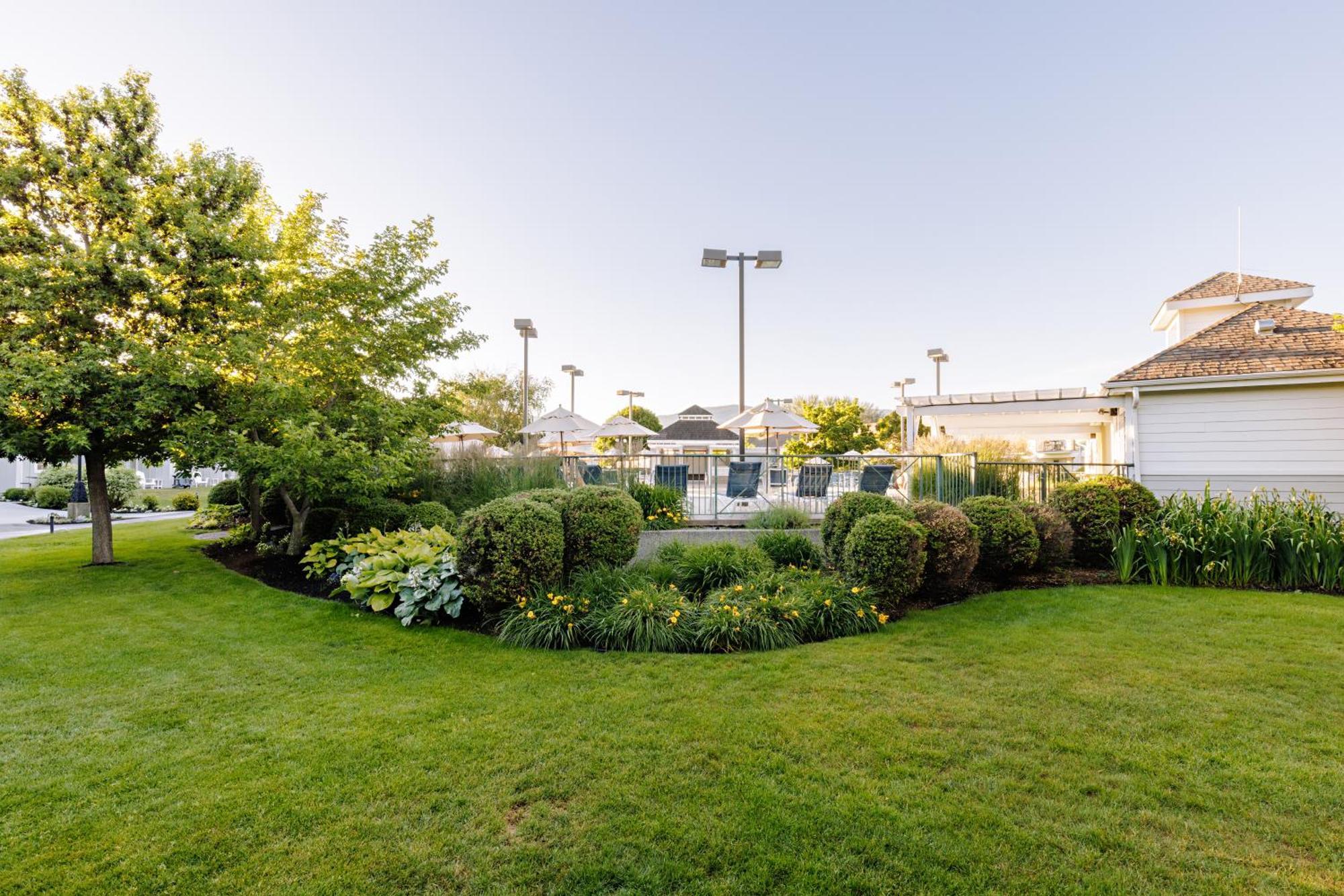 Balcomo, A Ramada By Wyndham Penticton Exterior photo
